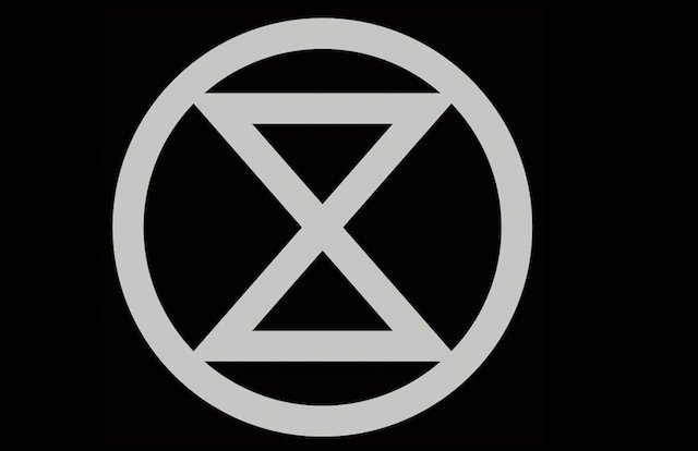 extinction logo