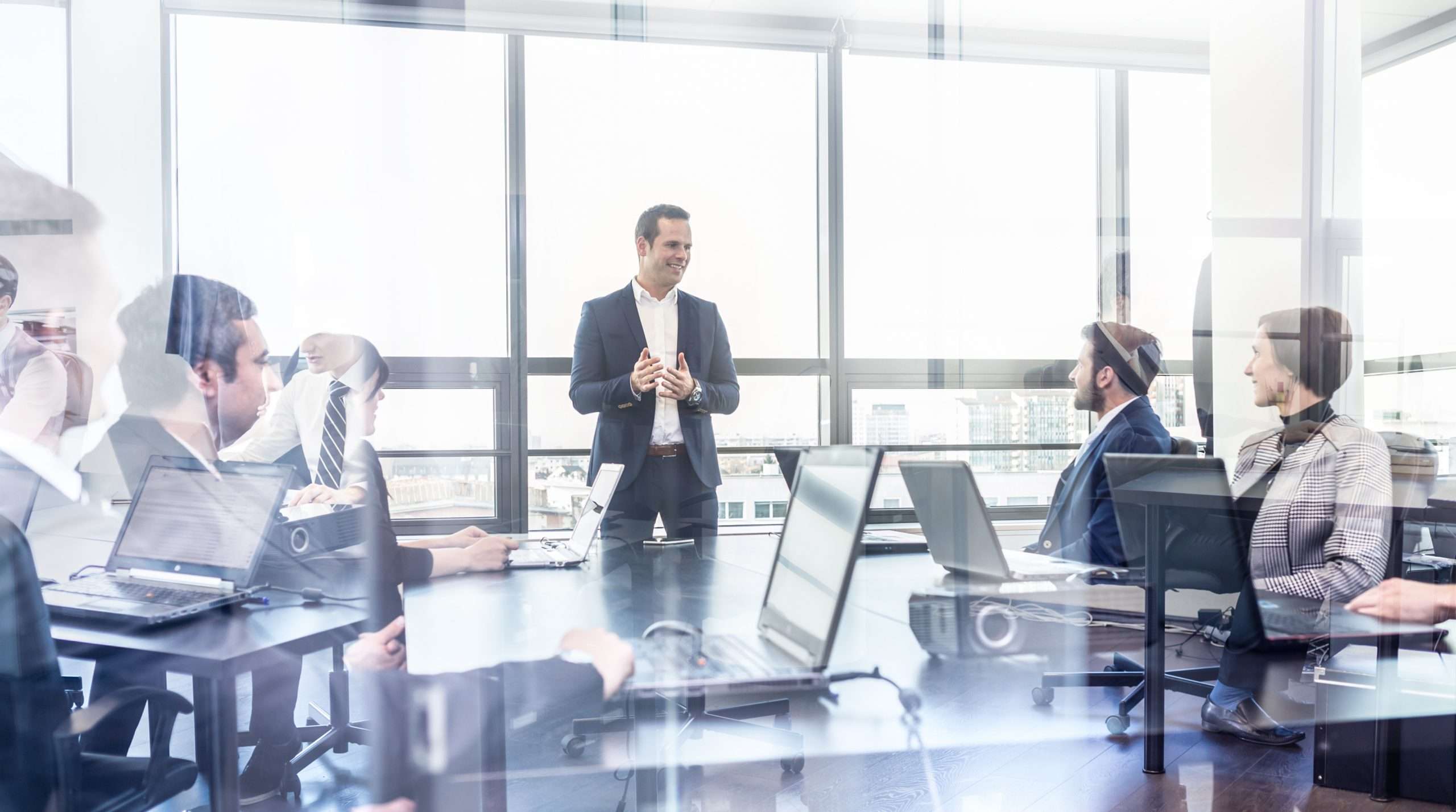 30 Motivational Business Quotes You Need To Read In 2021